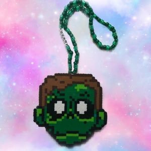 💚 Zomboy Kandi Necklace 💚